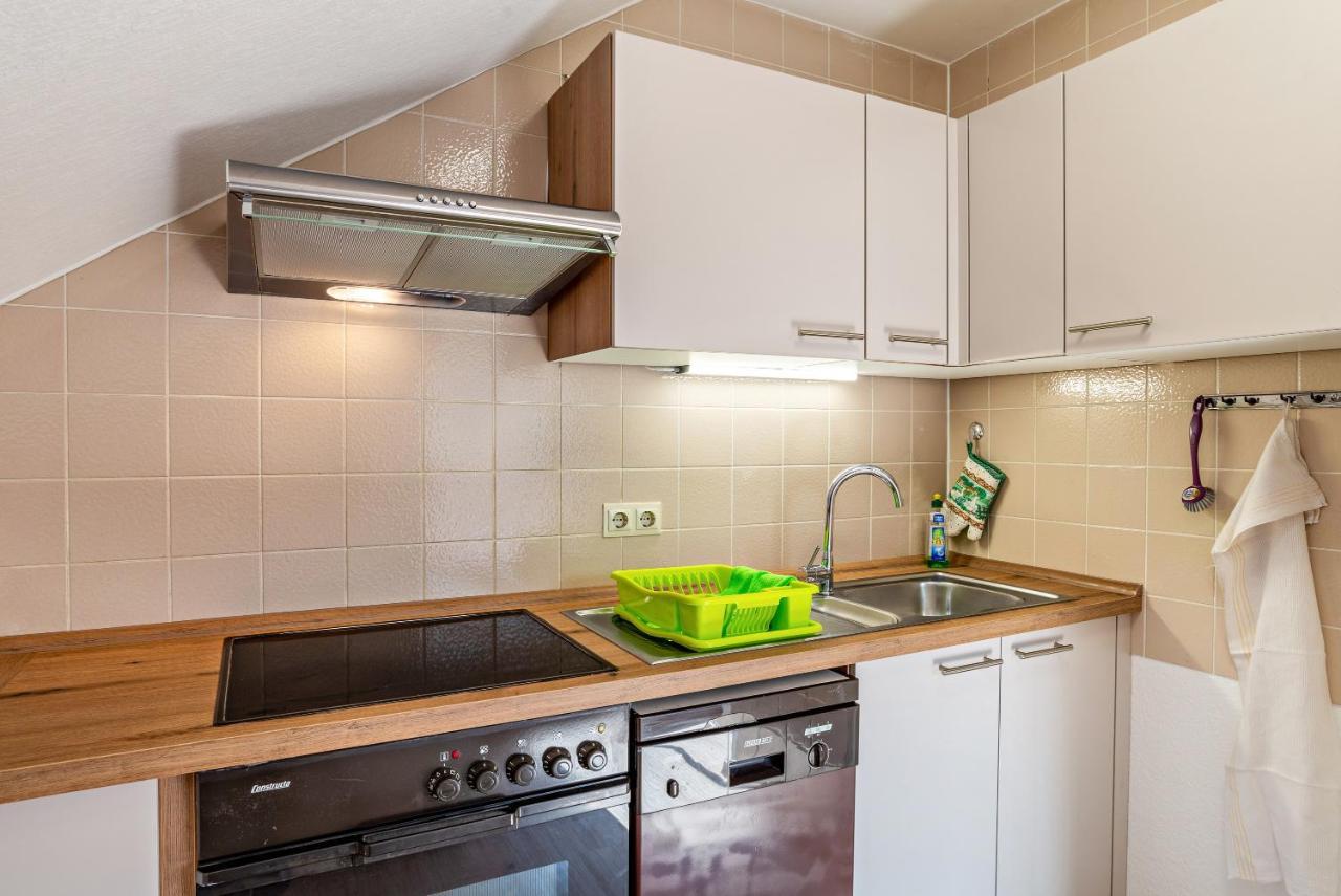 Haus Guenter Und Valeria Apartment Gossersweiler-Stein Bagian luar foto
