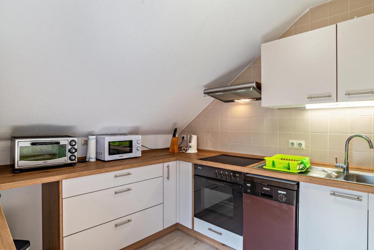 Haus Guenter Und Valeria Apartment Gossersweiler-Stein Bagian luar foto