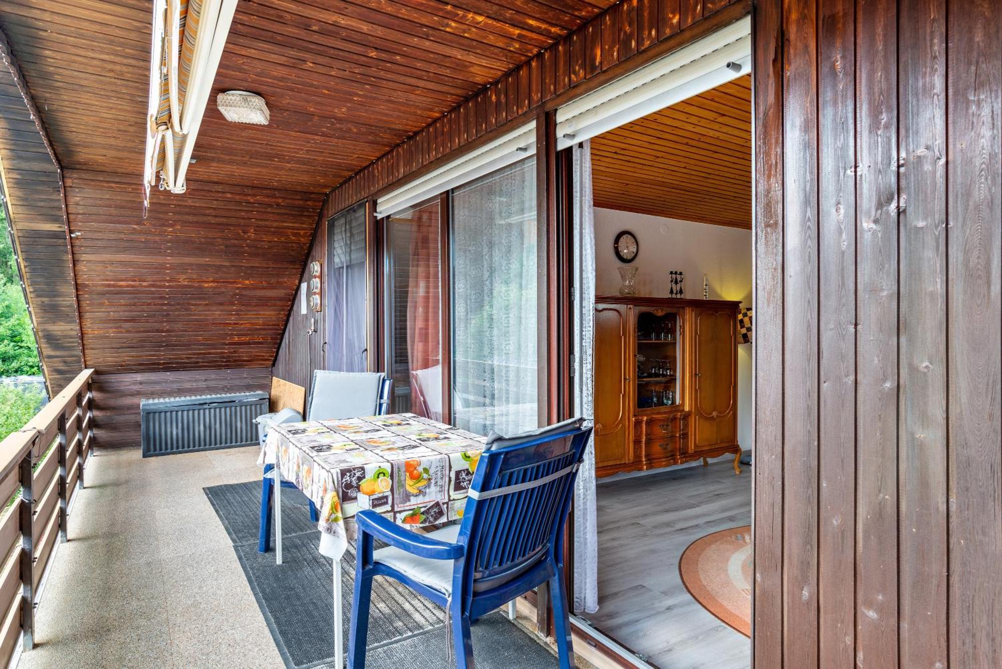Haus Guenter Und Valeria Apartment Gossersweiler-Stein Bagian luar foto